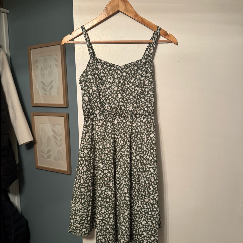 Old Navy Green Smocked Floral Cami/Mini Dress